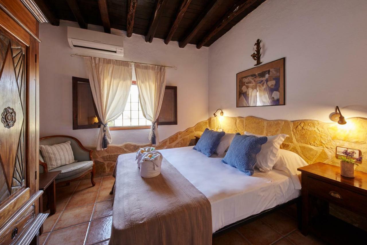 Villa Can Coves Сан-Мигель-де-Балан Экстерьер фото